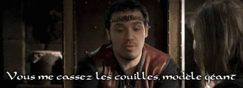 kaamelott-arthur.gif