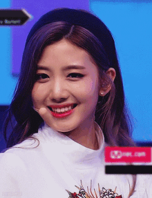 yuju cherry bullet kpop cute smile