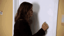 Knocking Knock Knock GIF - Knocking Knock Knock Anybody There GIFs