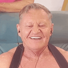 Laughing Michael Peterson GIF - Laughing Michael Peterson Oldgays GIFs