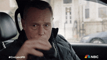 Spying On Someone Hank Voight GIF - Spying On Someone Hank Voight Jason Beghe GIFs