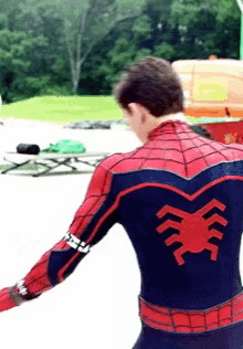 Tom Holland Peter Parker GIF - Tom Holland Peter Parker Spiderman GIFs