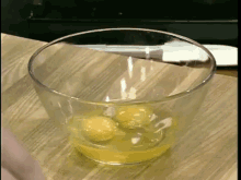 Jacques Pepin Omelette Omelet. The First Steps. GIF - Jacques Pepin Omelet Food GIFs