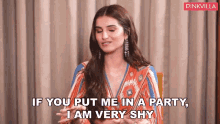 If You Put Me In A Party I Am Very Shy Tara Sutaria GIF - If You Put Me In A Party I Am Very Shy Tara Sutaria Pinkvilla GIFs