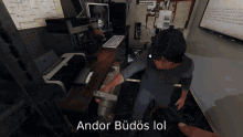 Andor Budos Lol GIF - Andor Budos Lol GIFs