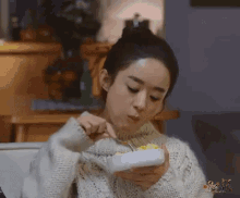 赵丽颖，吃 GIF - Zhao Li Ying Eating Chinese GIFs