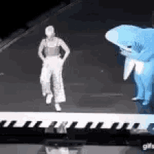 Piano Dança GIF
