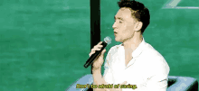 Tom Hiddleston GIF - Tom Hiddleston Tom Hiddleston GIFs