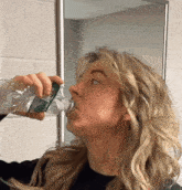 Lindsey Stirling Drinking GIF - Lindsey Stirling Drinking Water GIFs