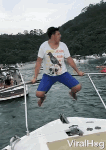 Viral Hog Videos Cool Dude Dancing On Boat Fail GIF - Viral Hog Videos Viral Hog Cool Dude Dancing On Boat Fail GIFs