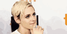Kristen Stewart Smiling GIF - Kristen Stewart Smiling Listening GIFs