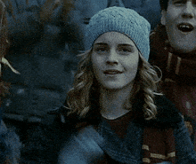 Girl Clapping Harry Potter Characters GIF - Girl Clapping Harry Potter Characters The Half Blood Prince GIFs
