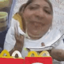 Eat Mc Donalds GIF - Eat Mc Donalds Burger GIFs