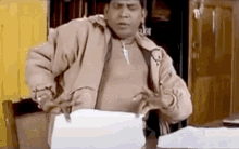 Vadivelu 4pieces GIF - Vadivelu 4pieces Not Enough GIFs