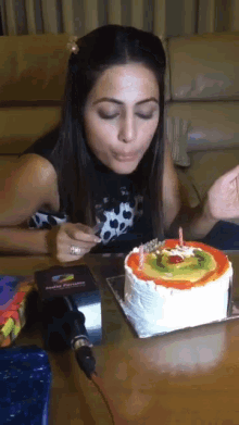 Hina Khan Blow Candle GIF - Hina Khan Blow Candle Birthday Cake GIFs