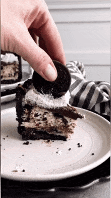 Oreo Cheesecake Dessert GIF