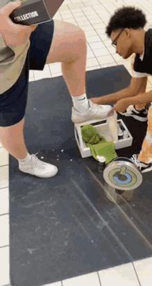 Tyler Shoes GIF - Tyler Shoes Shoe Cleaning GIFs