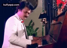 Thalaivar On The Keys.Gif GIF - Thalaivar On The Keys Piano Keys GIFs