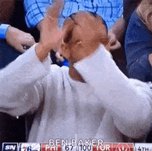 Drake Approves GIF - Drake Approves Clapping GIFs