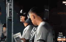 Cheating Yankees Yankees GIF - Cheating Yankees Yankees Sign Stealing GIFs