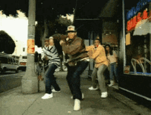 GIF