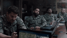 Seal Team Jason Hayes GIF - Seal Team Jason Hayes Ray Perry GIFs