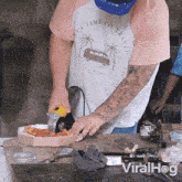 Cutting Pizza With A Tool Viralhog GIF - Cutting Pizza With A Tool Viralhog Slicing Pizza With An Angle Grinder GIFs