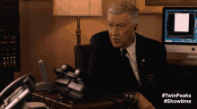 Twin Peaks Showtime GIF - Twin Peaks Showtime Blue Rose Case GIFs