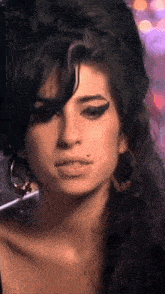 Amy Amy Winehouse GIF - Amy Amy Winehouse Amy W GIFs