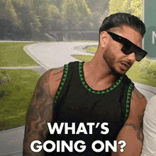 Whats Going On Dj Pauly D GIF - Whats Going On Dj Pauly D Paul Delvecchio GIFs