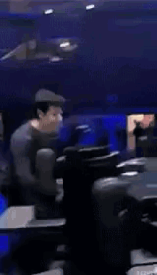 Shawn Mendes Stage GIF - Shawn Mendes Stage Fail GIFs