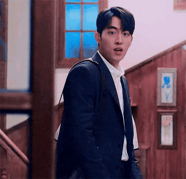 2521 Baek Yijin GIF - 2521 Baek Yijin Back Yijin GIFs