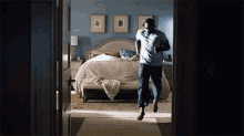 Leaving The Bedroom GIF - This Is Us This Is Us Series Sterling K Brown GIFs