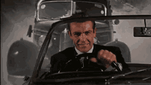 james bond 007 car chase chase