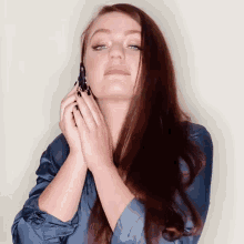 Im On The Phone Call GIF - Im On The Phone On The Phone Call GIFs