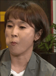송은이 짜증 화남 기분나쁨 GIF - Song Eunyi Tongue In Cheek Angry GIFs