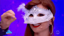 celso portiolli lingua de fora mostrando a lingua mascara mascarada