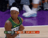 a basketball game is being played between the sea 61 and phx 55