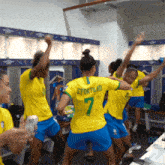 Dancando Cbf GIF - Dancando Cbf Confederação Brasileira De Futebol GIFs