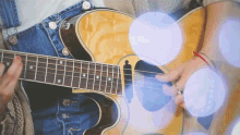 Tocar La Guitarra Ale Aguirre GIF - Tocar La Guitarra Ale Aguirre Distancia GIFs