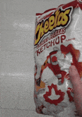 Cheetos Leaves Ketchup GIF - Cheetos Leaves Ketchup Ketchup Cheetos GIFs