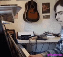 Brian Bell Weezer GIF - Brian Bell Weezer Piano GIFs