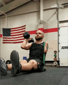 Lifting Carrying GIF - Lifting Carrying One Hand GIFs