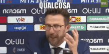 Eusebio Di Francesco Allenatore Roma Serie A Qualcosa Non Va Strano Mi Puzza Problema Problemi GIF - Italian Football Coach As Roma Weird GIFs