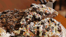Slutty Brownie Dessert Pizza GIF - Dessert Pizza Combos Over The Top GIFs