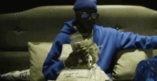 Counting Money 2chainz GIF - Counting Money 2chainz Somebody Need To Hear This GIFs