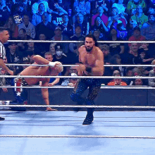 Seth Rollins Jumping Knee GIF - Seth Rollins Jumping Knee Cody Rhodes GIFs