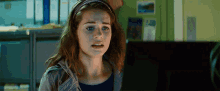 Cant Look Lyndsy Fonseca GIF - Cant Look Lyndsy Fonseca Katie Deauxma GIFs