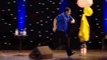 Peter Kay Stand Up Comedy GIF - Peter Kay Stand Up Comedy Knee Slide GIFs