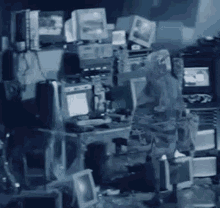 Virtual Ghost Computer GIF - Virtual Ghost Computer Ghost GIFs